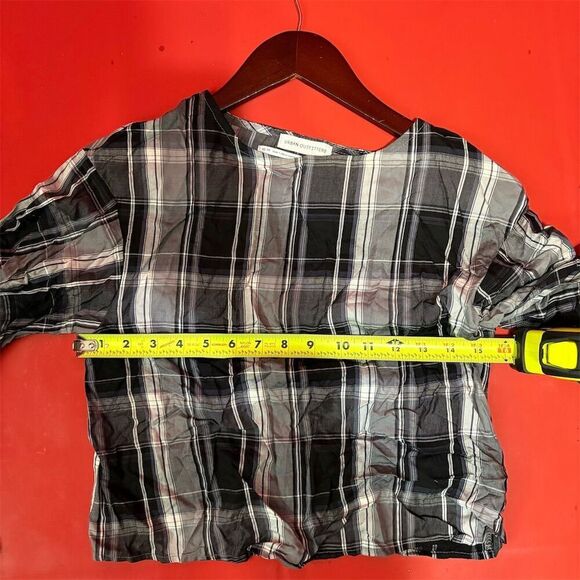 Urban Outfitters XS Black Plaid Cropped Blouse - Picture 6 of 8